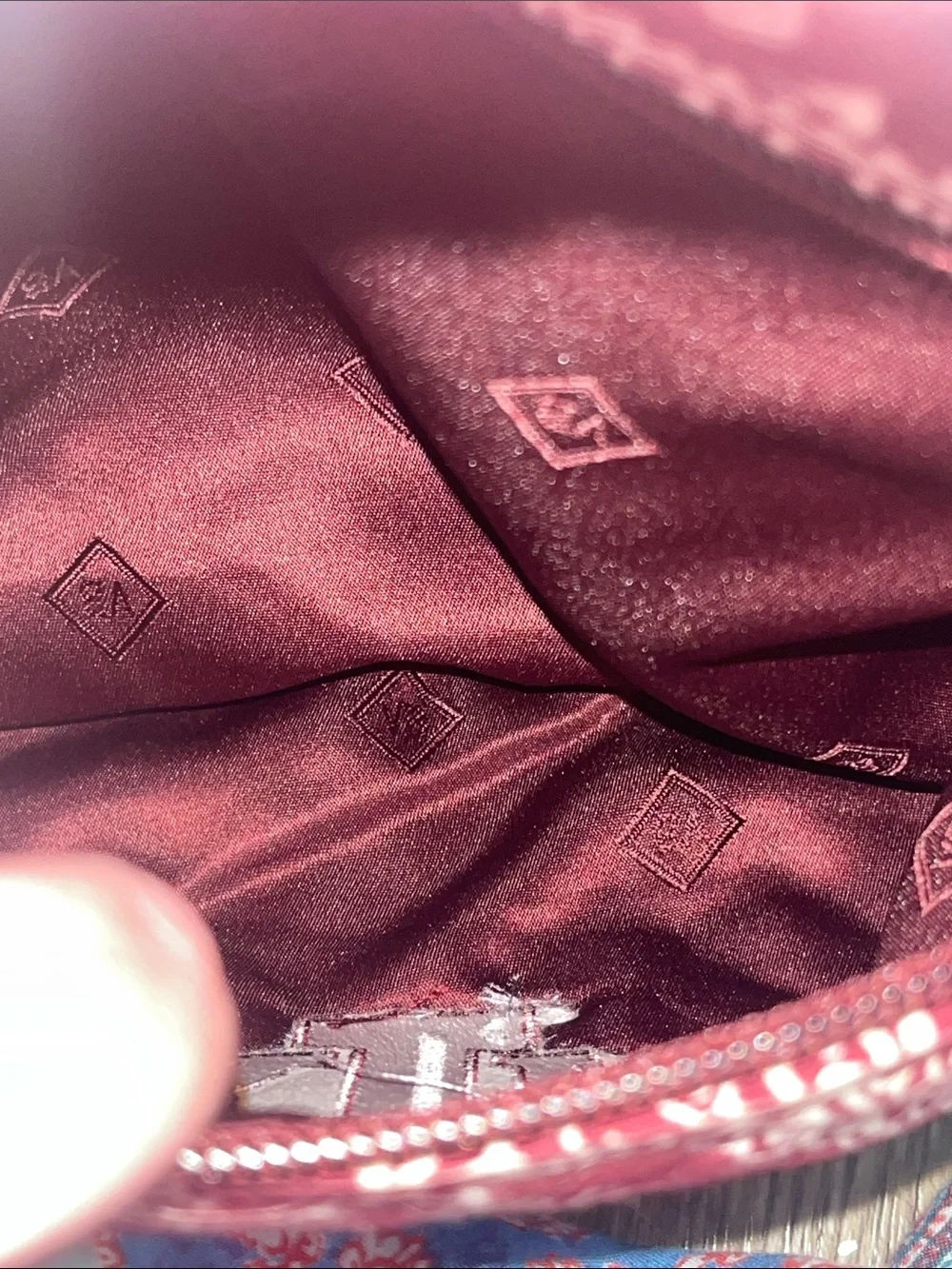 Vera Bradley Aggies Triple Zip Hipster Maroon Paisley Quilted Crossbody Bag - Picture 5 of 8